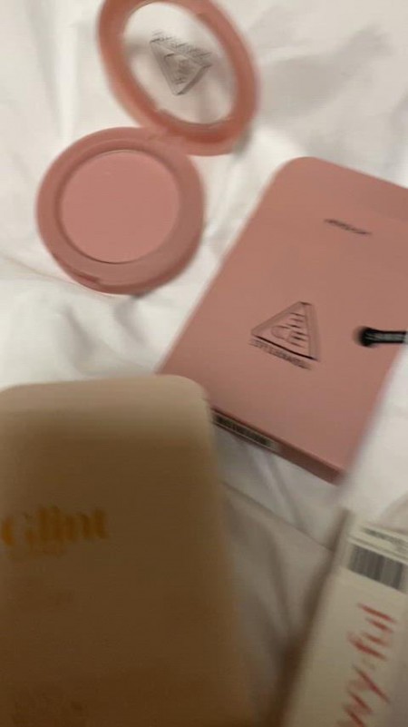 글린트 피치문 +3CE KINDA SHY+롬앤 커스터드 모브 3개
